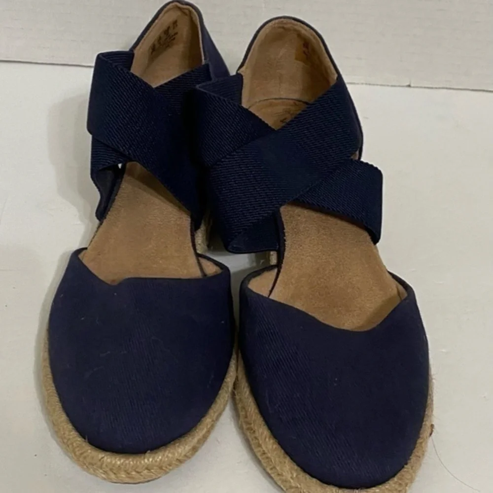 Life Stride Sandals Size 6M